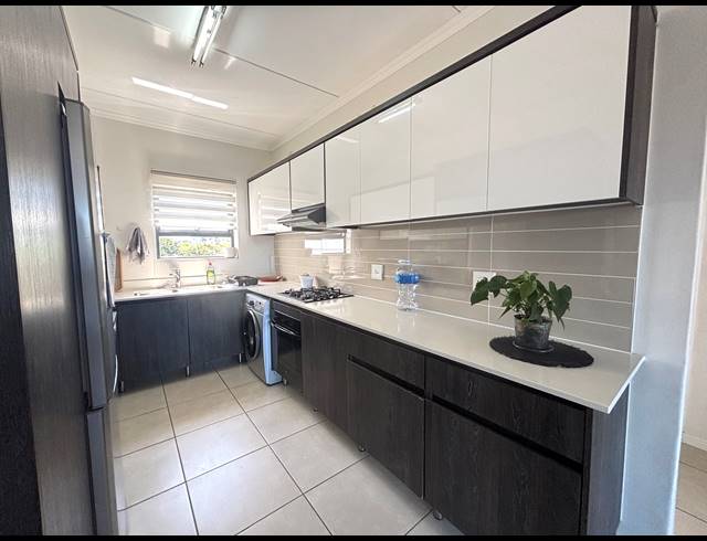 3 BEDROOM APARTMENT TO LET IN PARKLANDS